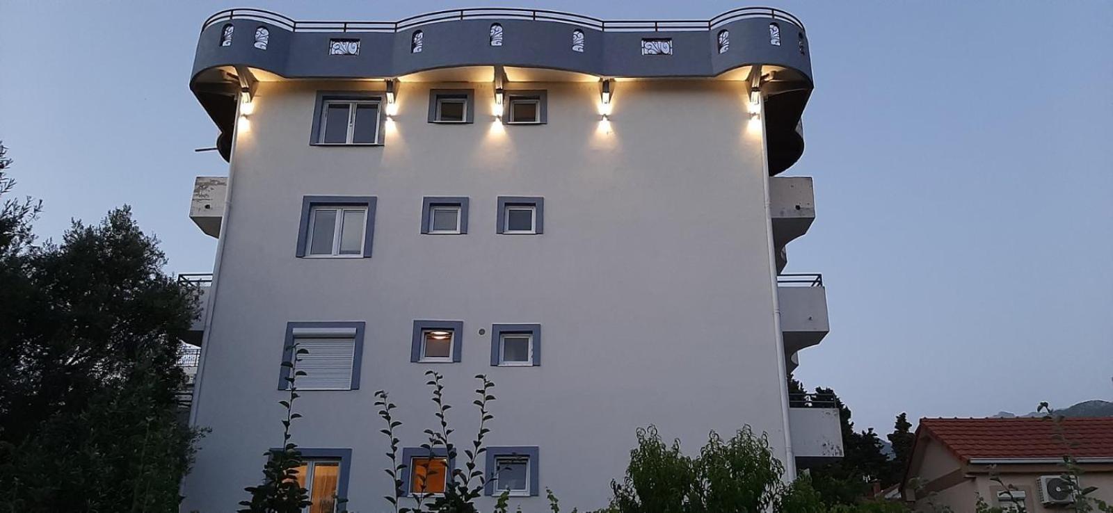 Rooms & Apartments Anka Bar Exteriér fotografie